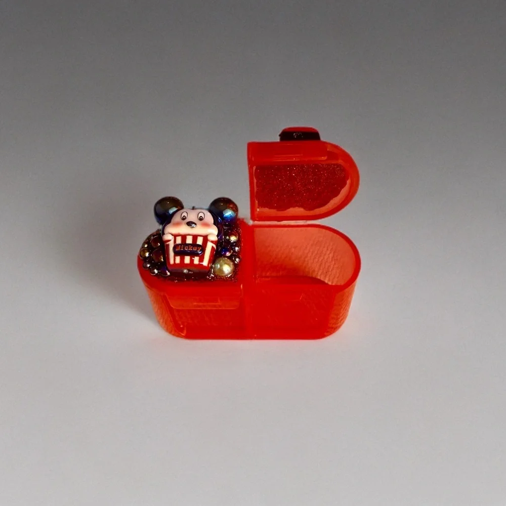 Decoden Mini Pill Box, Mickey Minnie Kawaii Junk Case Style, Night Day Medicine